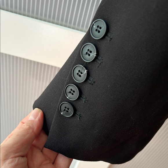 Dynamite Black Blazer - Picture 4 of 4